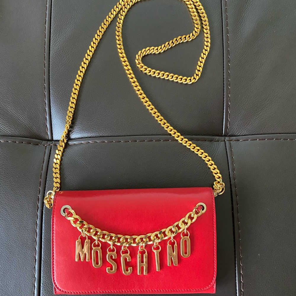 Moschino Logo Chain Clutch, Wallet, Small Bag (limited edition) - Picture 4 of 16